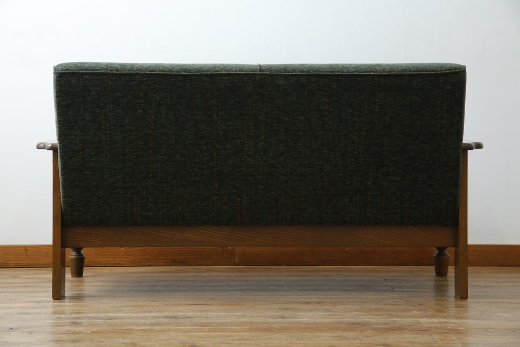 中古　美品　国産　職人手作り　カントリーハウス　Brugge(ブルージュ)　大正ロマンなお部屋にも馴染むクラシカルな挽き物脚デザインがお洒落な2Pソファ　定価約35万円　(R-081449)