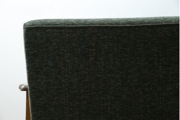 中古　美品　国産　職人手作り　カントリーハウス　Brugge(ブルージュ)　大正ロマンなお部屋にも馴染むクラシカルな挽き物脚デザインがお洒落な2Pソファ　定価約35万円　(R-081449)