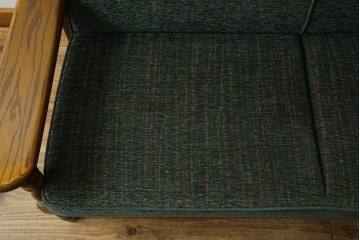 中古　美品　国産　職人手作り　カントリーハウス　Brugge(ブルージュ)　大正ロマンなお部屋にも馴染むクラシカルな挽き物脚デザインがお洒落な2Pソファ　定価約35万円　(R-081449)