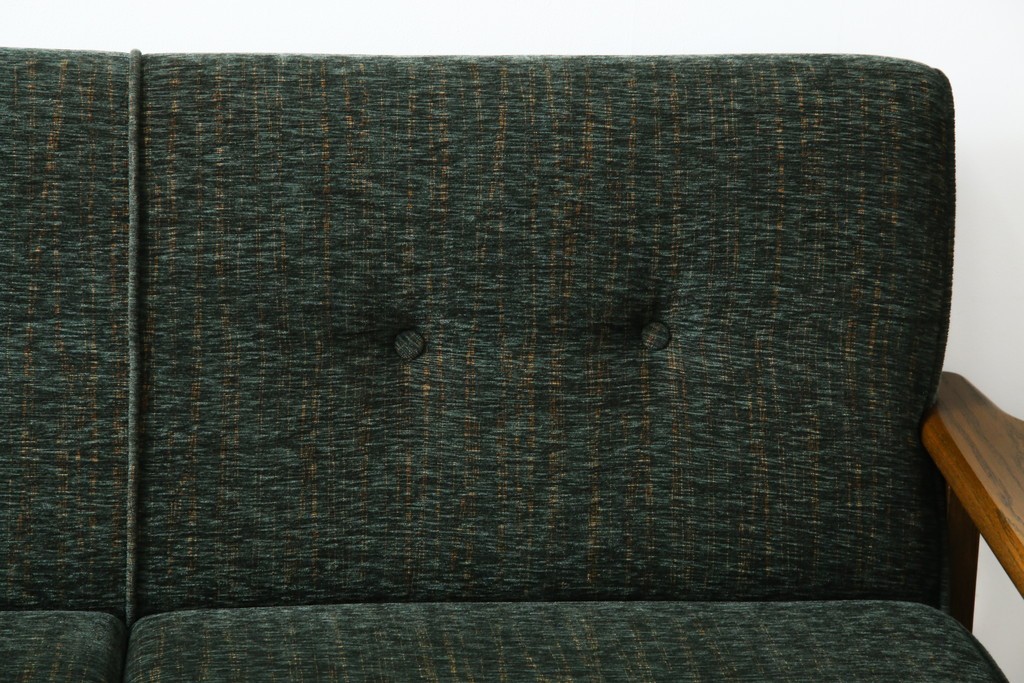 中古　美品　国産　職人手作り　カントリーハウス　Brugge(ブルージュ)　大正ロマンなお部屋にも馴染むクラシカルな挽き物脚デザインがお洒落な2Pソファ　定価約35万円　(R-081449)