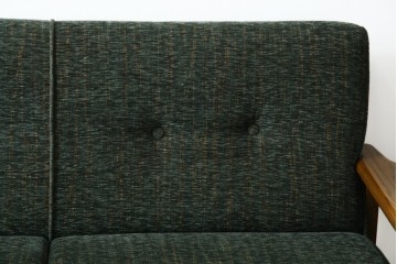 中古　美品　国産　職人手作り　カントリーハウス　Brugge(ブルージュ)　大正ロマンなお部屋にも馴染むクラシカルな挽き物脚デザインがお洒落な2Pソファ　定価約35万円　(R-081449)