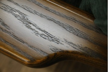 中古　美品　国産　職人手作り　カントリーハウス　Brugge(ブルージュ)　大正ロマンなお部屋にも馴染むクラシカルな挽き物脚デザインがお洒落な2Pソファ　定価約35万円　(R-081449)