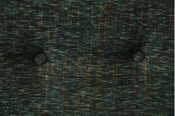 中古　美品　国産　職人手作り　カントリーハウス　Brugge(ブルージュ)　大正ロマンなお部屋にも馴染むクラシカルな挽き物脚デザインがお洒落な2Pソファ　定価約35万円　(R-081449)