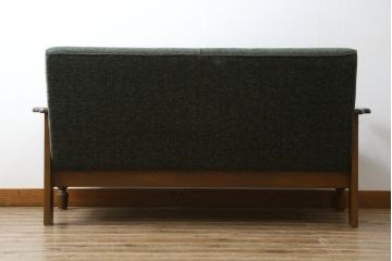 中古　美品　国産　職人手作り　カントリーハウス　Brugge(ブルージュ)　大正ロマンなお部屋にも馴染むクラシカルな挽き物脚デザインがお洒落な2Pソファ(二人掛け、2人掛けソファ)(定価約35万円)(R-081449)