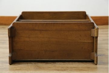 和製ビンテージ　オールドカリモク(karimoku)　木の温もりを感じるシンプルなオープンラック(収納棚、本棚、靴箱、玄関収納、スリッパ収納、ヴィンテージ)(R-081450)