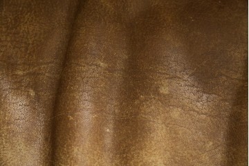 中古　美品　KOINOR(コイノール)　本革(レザー)　ヴィンテージ加工　洗練されたデザインが素敵なコーナーソファ　定価約100万円相当　(R-081453)