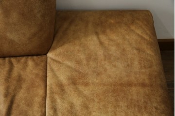 中古　美品　KOINOR(コイノール)　本革(レザー)　ヴィンテージ加工　洗練されたデザインが素敵なコーナーソファ　定価約100万円相当　(R-081453)