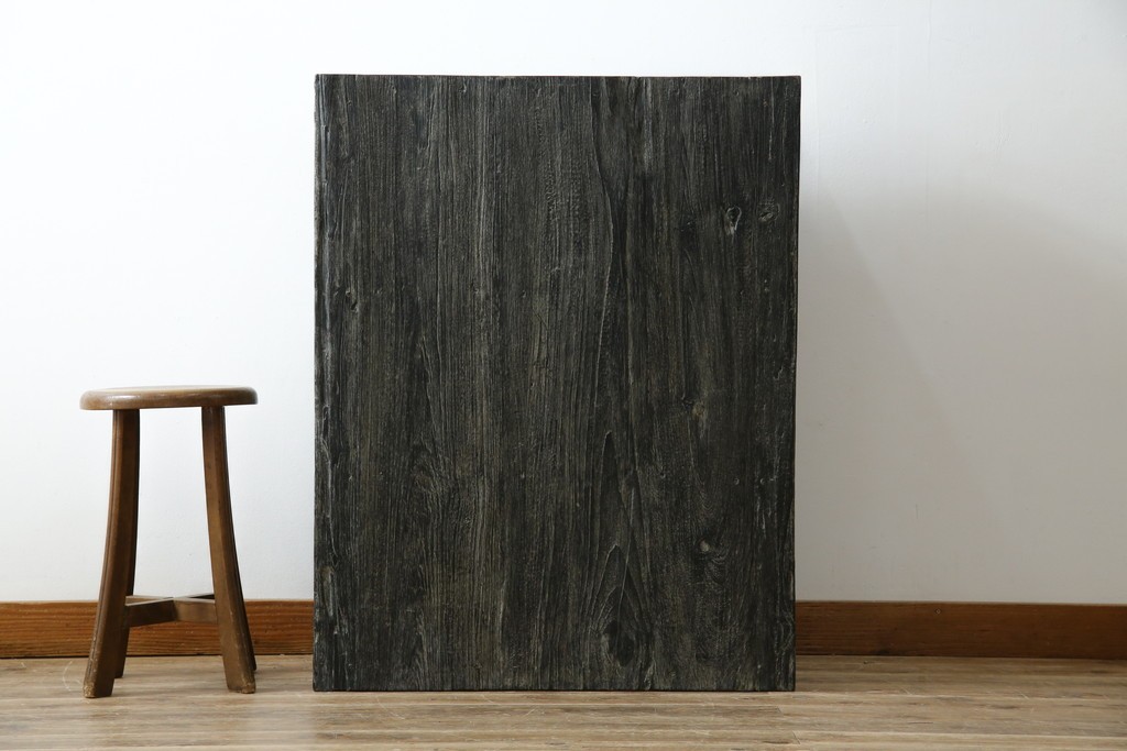 中古　希少!!　アンティーク調　総無垢材の味わい深い風合いが魅力的なボックス型コンソールテーブル　(R-081454)