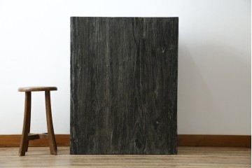 中古　希少!!　アンティーク調　総無垢材の味わい深い風合いが魅力的なボックス型コンソールテーブル　(R-081454)