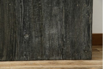 中古　希少!!　アンティーク調　総無垢材の味わい深い風合いが魅力的なボックス型コンソールテーブル　(R-081454)