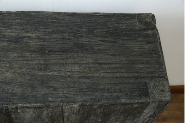 中古　希少!!　アンティーク調　総無垢材の味わい深い風合いが魅力的なボックス型コンソールテーブル　(R-081454)