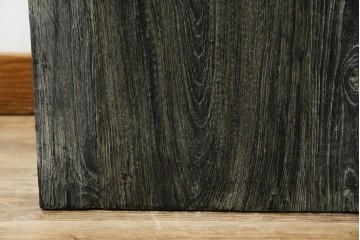 中古　希少!!　アンティーク調　総無垢材の味わい深い風合いが魅力的なボックス型コンソールテーブル　(R-081454)