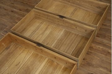 和製アンティーク　美品　厚手で立派な上手金具!!　総桐の庄内箪笥ローチェスト・上段(収納箪笥、テレビ台、テレビボード、桐箪笥、桐たんす、整理タンス、衣装たんす、古箪笥、時代箪笥、引き出し)(R-081457)
