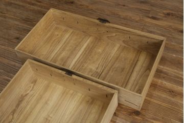 和製アンティーク　美品　厚手で立派な上手金具!!　総桐の庄内箪笥ローチェスト・下段(収納箪笥、テレビ台、テレビボード、桐箪笥、桐たんす、整理タンス、衣装たんす、古箪笥、時代箪笥、引き出し)(R-081458)