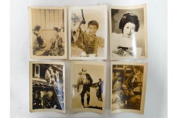 大映　松竹　東映　映画　ブロマイド　写真111枚セット(時代劇、女優、俳優、古写真、白黒写真、母御殿、美男剣法、怪猫有馬御殿、馬賊芸者、邦画、森の石松)(R-081461)
