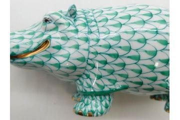 ヘレンド　ハンガリー　HEREND HVNGARY　グリーン　カバ　緻密な絵付けに匠の美技を感じるフィギュリン(緑、動物、金彩、フィッシュネット、ハンドペイント、置物、陶器)(R-081464)