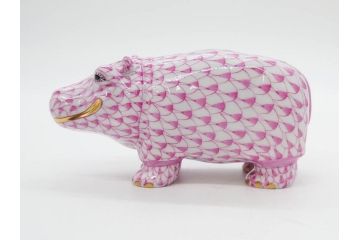 ヘレンド　ハンガリー　HEREND HVNGARY　ピンク　カバ　お部屋のアクセントになるフィギュリン(桃色、動物、金彩、フィッシュネット、ハンドペイント、置物、陶器)(R-081466)