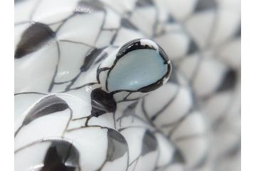 ヘレンド　ハンガリー　HEREND HVNGARY　ブラック　カバ　シックな佇まいのフィギュリン(黒、動物、金彩、フィッシュネット、ハンドペイント、置物、陶器)(R-081467)