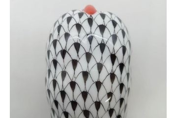 ヘレンド　ハンガリー　HEREND HVNGARY　ブラック　カバ　シックな佇まいのフィギュリン(黒、動物、金彩、フィッシュネット、ハンドペイント、置物、陶器)(R-081467)