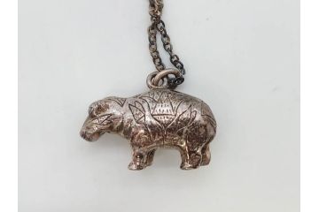 メトロポリタン美術館　MMA　青いカバ　ウィリアム　STERLING　キーホルダー　カフス　ネックレス　アクセサリーなど16点セット(ミュージアムグッズ、エジプト、動物、アニマル、キーリング、ブローチ、ブックマーク)(R-081479)