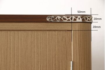 中古　美品　伝統工芸品　大阪泉州　衣装盆付き　桑材のアクセントがモダンな雰囲気を醸し出す総桐箪笥(胴丸)・上段(総桐たんす、引き出し、衣装箪笥、着物箪笥、和タンス)(R-081486)