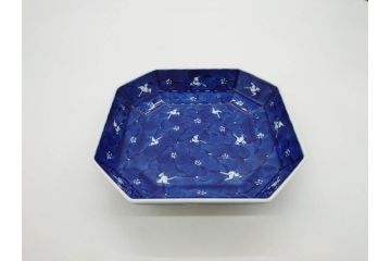 源右衛門窯　有田焼　染錦苺絵　染付梅鳥　染錦熨斗絵　繊細な色付が見事な皿5枚&方皿3枚セット(いちご、果物、銘々皿、中皿、角皿、変形皿、深皿、和皿、和食器、共箱付き)(R-081493)