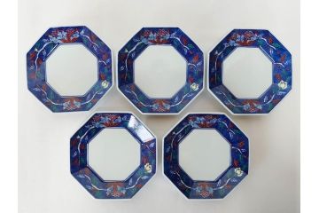 源右衛門窯　有田焼　染錦柘榴絵　食卓を賑やかに演出する銘々皿15枚セット(果物、八角皿、角皿、丸皿、小皿、中皿、変形皿、和皿、和食器、裏印、共箱付き)(R-081495)