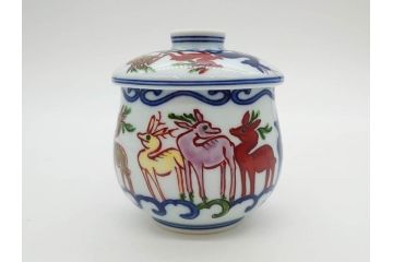 田代亮秀　有田焼　染錦　図変わり　約8.3cm　2.7寸　繊細な絵付けが見事な蒸茶碗6客セット(動物、果物、花割、野苺唐草、群鹿、梅花丸紋、裏印、和食器、共箱付き、二寸七分)(R-081498)