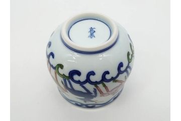 田代亮秀　有田焼　染錦　図変わり　約8.3cm　2.7寸　繊細な絵付けが見事な蒸茶碗6客セット(動物、果物、花割、野苺唐草、群鹿、梅花丸紋、裏印、和食器、共箱付き、二寸七分)(R-081498)