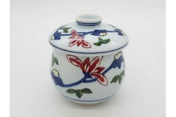 田代亮秀　有田焼　染錦　図変わり　約8.3cm　2.7寸　繊細な絵付けが見事な蒸茶碗6客セット(動物、果物、花割、野苺唐草、群鹿、梅花丸紋、裏印、和食器、共箱付き、二寸七分)(R-081498)
