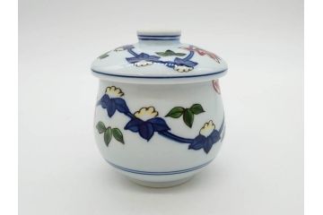 田代亮秀　有田焼　染錦　図変わり　約8.3cm　2.7寸　繊細な絵付けが見事な蒸茶碗6客セット(動物、果物、花割、野苺唐草、群鹿、梅花丸紋、裏印、和食器、共箱付き、二寸七分)(R-081498)