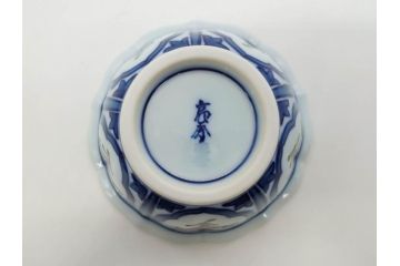 田代亮秀　有田焼　染錦面取唐花　絵変り　角皿　稔割祥瑞　3.6寸・4.5寸・5.4寸　皿10枚&小鉢セット(花割、向付、深鉢、深皿、銘々皿、取り皿、中皿、和皿、和食器、共箱付き、三寸六分、四寸五分、五寸四分)(R-081499)