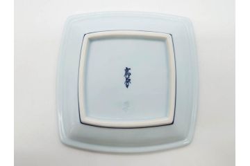 田代亮秀　有田焼　染錦面取唐花　絵変り　角皿　稔割祥瑞　3.6寸・4.5寸・5.4寸　皿10枚&小鉢セット(花割、向付、深鉢、深皿、銘々皿、取り皿、中皿、和皿、和食器、共箱付き、三寸六分、四寸五分、五寸四分)(R-081499)