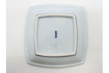 田代亮秀　有田焼　染錦面取唐花　絵変り　角皿　稔割祥瑞　3.6寸・4.5寸・5.4寸　皿10枚&小鉢セット(花割、向付、深鉢、深皿、銘々皿、取り皿、中皿、和皿、和食器、共箱付き、三寸六分、四寸五分、五寸四分)(R-081499)
