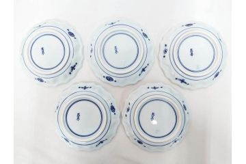 田代亮秀　有田焼　染錦面取唐花　絵変り　角皿　稔割祥瑞　3.6寸・4.5寸・5.4寸　皿10枚&小鉢セット(花割、向付、深鉢、深皿、銘々皿、取り皿、中皿、和皿、和食器、共箱付き、三寸六分、四寸五分、五寸四分)(R-081499)