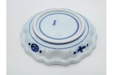 田代亮秀　有田焼　染錦面取唐花　絵変り　角皿　稔割祥瑞　3.6寸・4.5寸・5.4寸　皿10枚&小鉢セット(花割、向付、深鉢、深皿、銘々皿、取り皿、中皿、和皿、和食器、共箱付き、三寸六分、四寸五分、五寸四分)(R-081499)