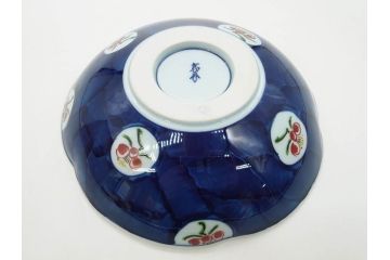 田代亮秀　有田焼　染錦祥瑞双魚見込　梅花丸紋　野苺唐草紋　稔割祥瑞　5.5寸・7寸・7.1寸　匠の技が光る鉢3客&皿5客セット(果物、吉祥文様、深鉢、深皿、銘々皿、和皿、中皿、和食器、共箱付き、五寸五分、七寸、七寸一分)(R-081500)