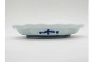 田代亮秀　有田焼　染錦祥瑞双魚見込　梅花丸紋　野苺唐草紋　稔割祥瑞　5.5寸・7寸・7.1寸　匠の技が光る鉢3客&皿5客セット(果物、吉祥文様、深鉢、深皿、銘々皿、和皿、中皿、和食器、共箱付き、五寸五分、七寸、七寸一分)(R-081500)