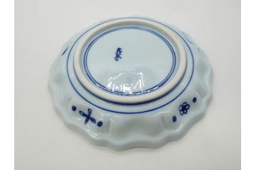 田代亮秀　有田焼　染錦祥瑞双魚見込　梅花丸紋　野苺唐草紋　稔割祥瑞　5.5寸・7寸・7.1寸　匠の技が光る鉢3客&皿5客セット(果物、吉祥文様、深鉢、深皿、銘々皿、和皿、中皿、和食器、共箱付き、五寸五分、七寸、七寸一分)(R-081500)