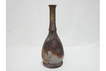 小西陶蔵　備前　耳付　侘び寂びの趣が漂う花入3点&壷セット(花生、花活、花器、花瓶、壺、和食器、裏印、共箱付き)(R-081508)