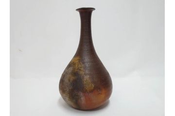 小西陶蔵　備前　砧花入　土の自然な風合いが際立つ花入3点&皿セット(四方、中皿、角皿、和皿、和食器、花生、花活、花器、花瓶、裏印、共箱付き)(R-081509)