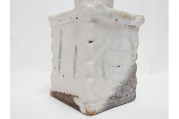 金森伸郎　志野焼　志野灰被　雪野志野　温かみを感じる独特の風合いが魅力の花生2点セット(前田昌道書付、花活、花入、花器、花瓶、ウコン布付き、裏印、共箱付)(R-081510)