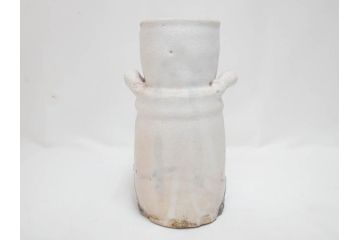 金森伸郎　志野焼　志野灰被　雪野志野　温かみを感じる独特の風合いが魅力の花生2点セット(前田昌道書付、花活、花入、花器、花瓶、ウコン布付き、裏印、共箱付)(R-081510)