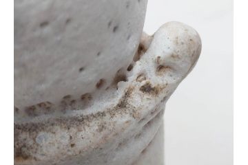 金森伸郎　志野焼　志野灰被　雪野志野　温かみを感じる独特の風合いが魅力の花生2点セット(前田昌道書付、花活、花入、花器、花瓶、ウコン布付き、裏印、共箱付)(R-081510)