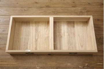 中古　国産手造り家具　御所車　上品な和を演出してくれる総桐箪笥・上段(並厚、桐たんす、着物箪笥、和タンス、衣装箪笥)(R-081524)