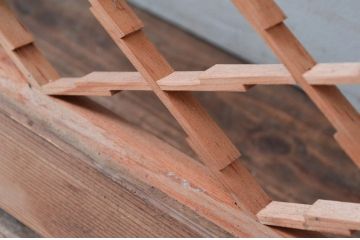 アンティーク建具　木の素朴な味わいが感じられる組子欄間1枚(明り取り、明かり取り、らんま)(R-081530)