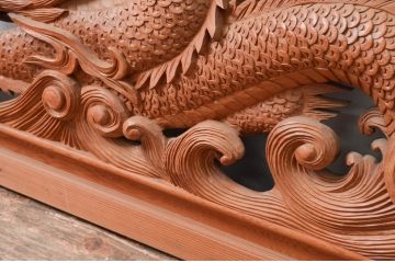 アンティーク建具　上手物!!　迫力のある龍と雷に波の図柄が魅力的な両面彫刻欄間1枚(明かり取り、明り取り)(製作費推定140万円)(R-081531)