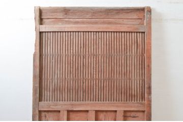 アンティーク建具　総欅(ケヤキ)材　古い木味が魅力　桟の細かい蔵戸1枚(引き戸、玄関戸、格子戸)(R-081534)
