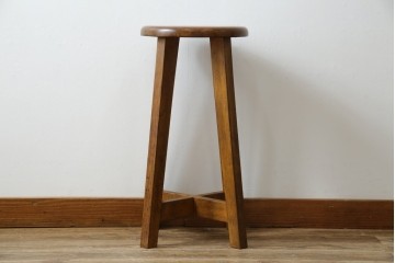 和製アンティーク　コンパクトでかわいらしいハイスツール　(R-081535)