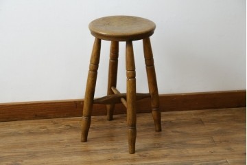 和製アンティーク　コンパクトでかわいらしいスツール　(R-081536)